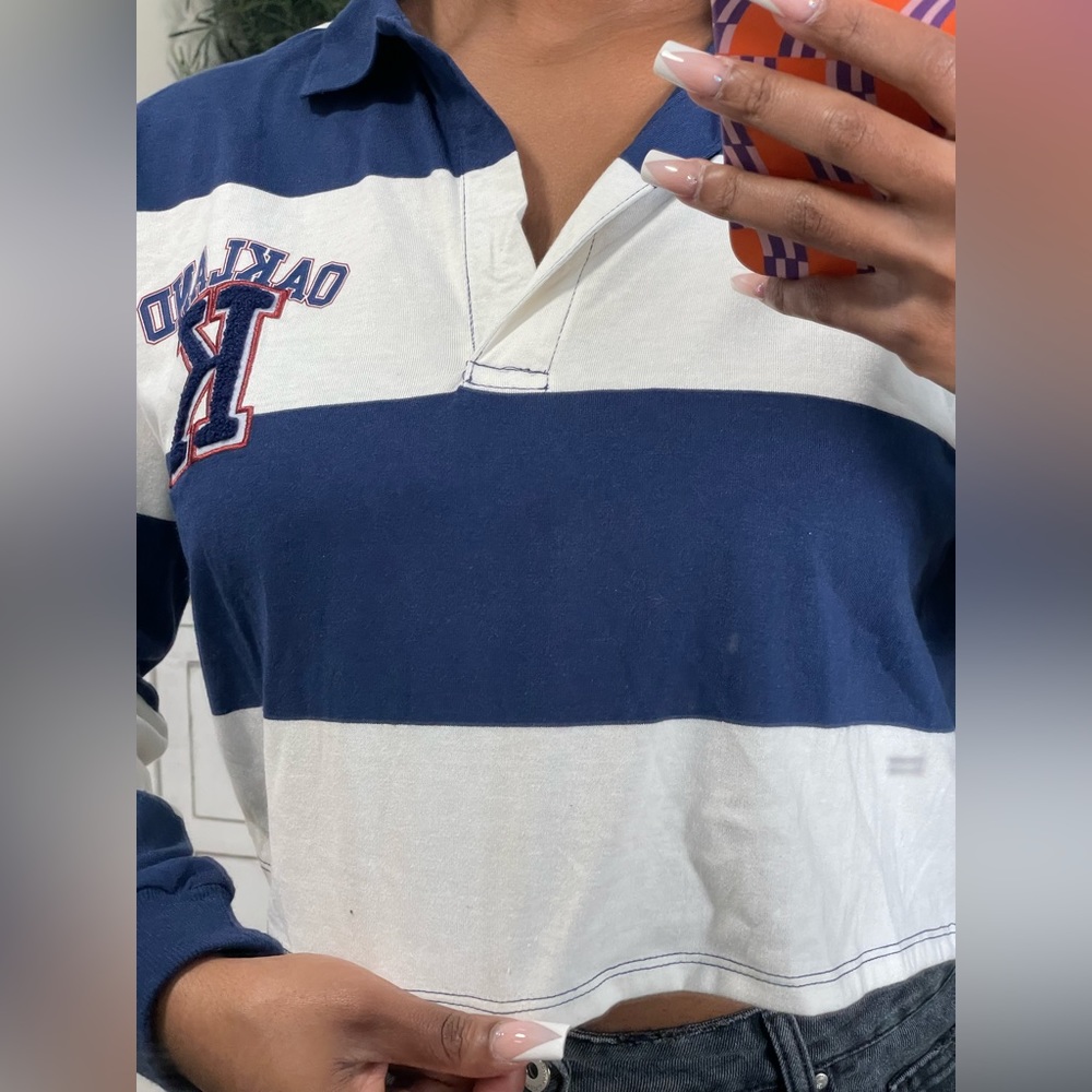 Long sleeve crop top